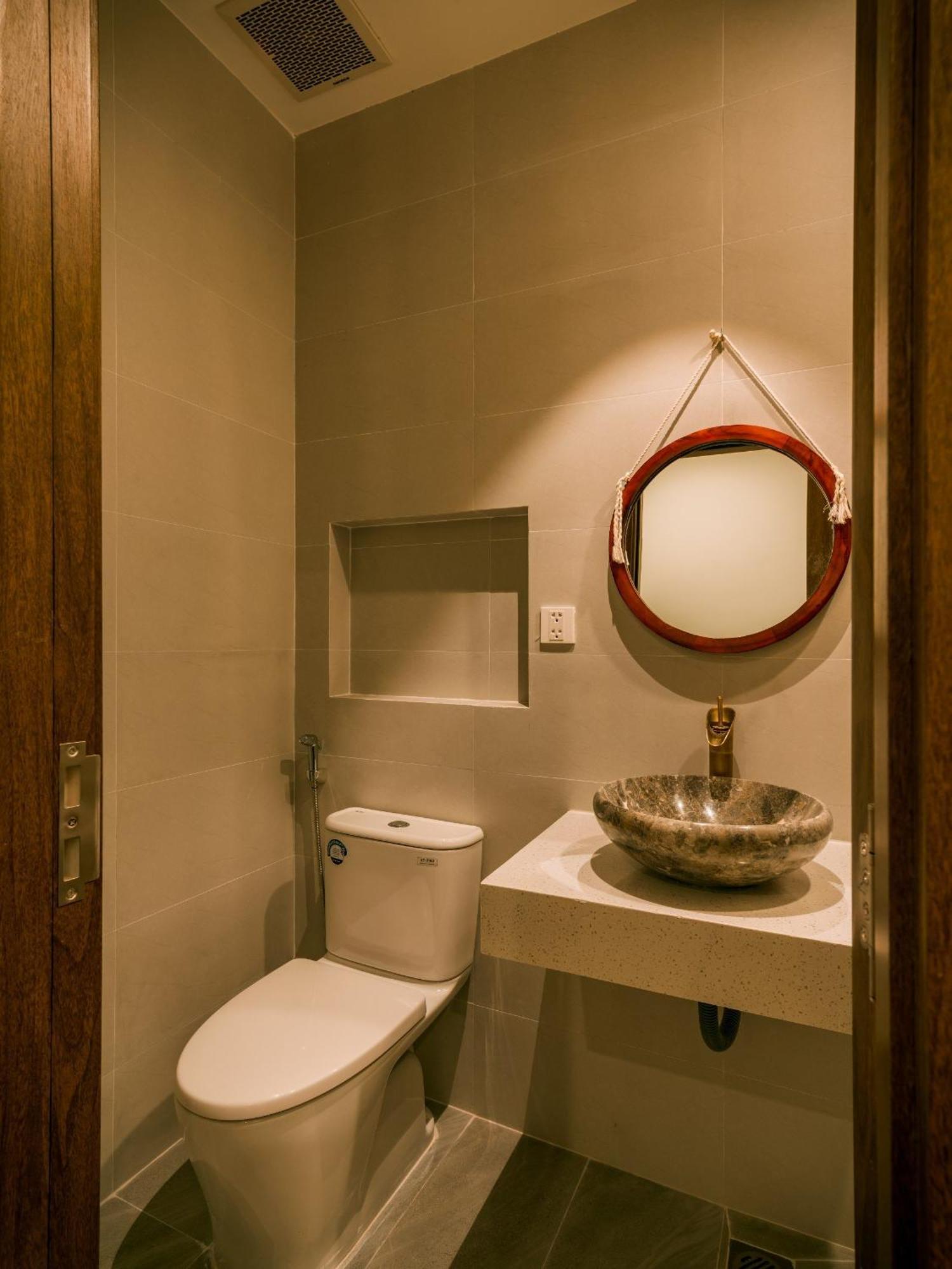 De V'Charm Hotel Dong Tac Екстер'єр фото