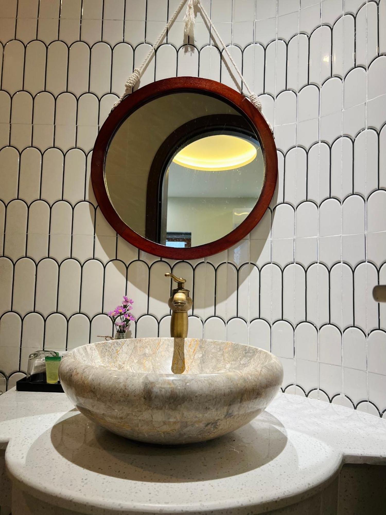 De V'Charm Hotel Dong Tac Екстер'єр фото